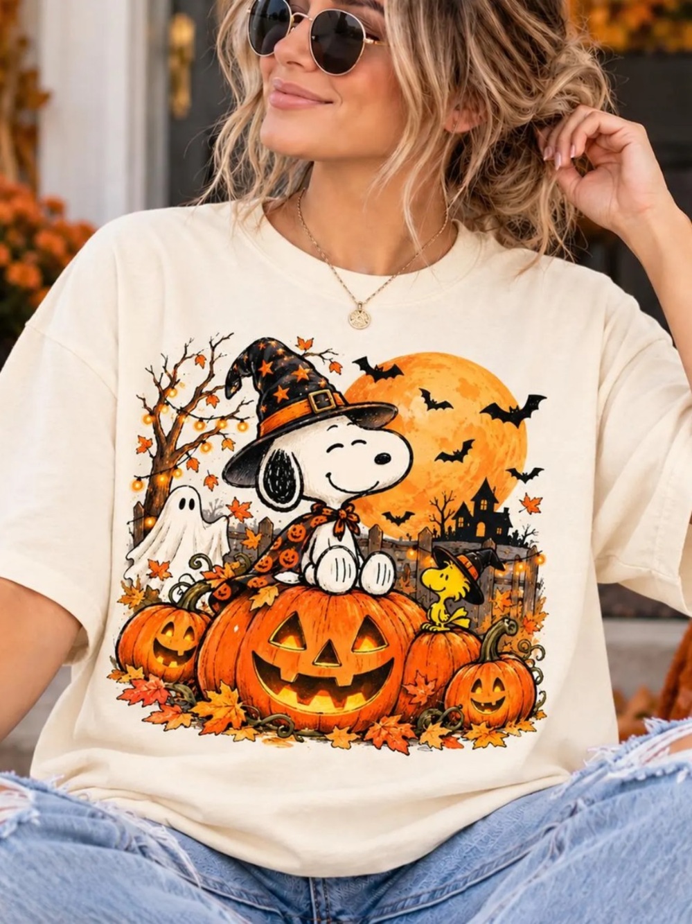 Snoopy Halloween Pumpkin Graphic Tee - Off White